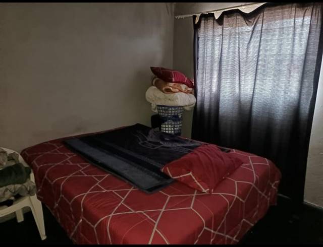 2 BEDROOM HOUSE FOR SALE IN OLIEVENHOUTBOSCH